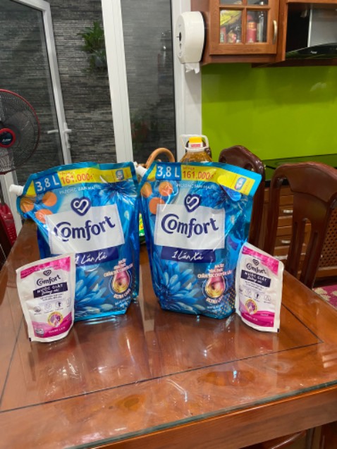 Tuyệt vời hương thơm lâu. Chất lượng chính hãng.
Mua Tiki tranding giá tốt. Hàng đóng gói cẩn thận.Lại được km nữa.