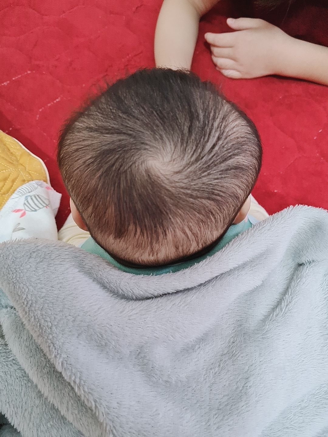 giao hàng ko đúng, mình mua hạnh  nhân thì lại gửi loại mix cả hạt điều, dẻ cười, óc ***,...