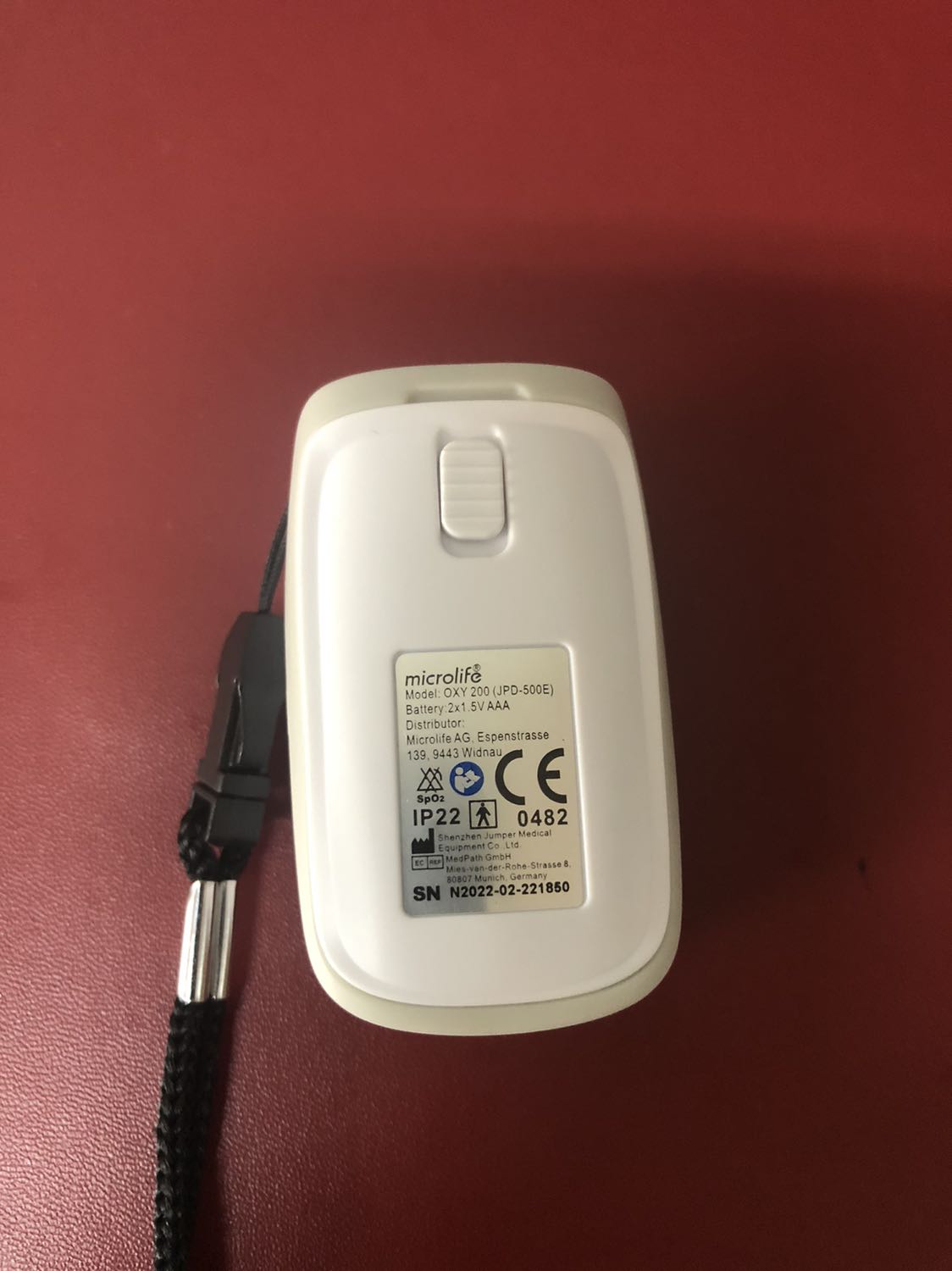 Giao hàng đúng hẹn.
Đóng gói rất cẩn thận.
Dễ sử dụng, so sánh với thiết bị khác đều ra kết quả giống nhau. 
Đã sử dụng được gần 2 tuần, xứng đáng với giá bỏ ra.
Cám ơn shop