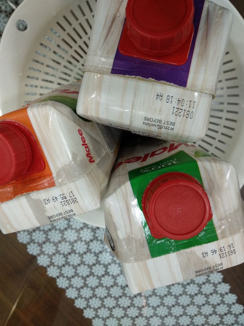 hàng cận date, báo bì xấu, đáy hộp bị bung