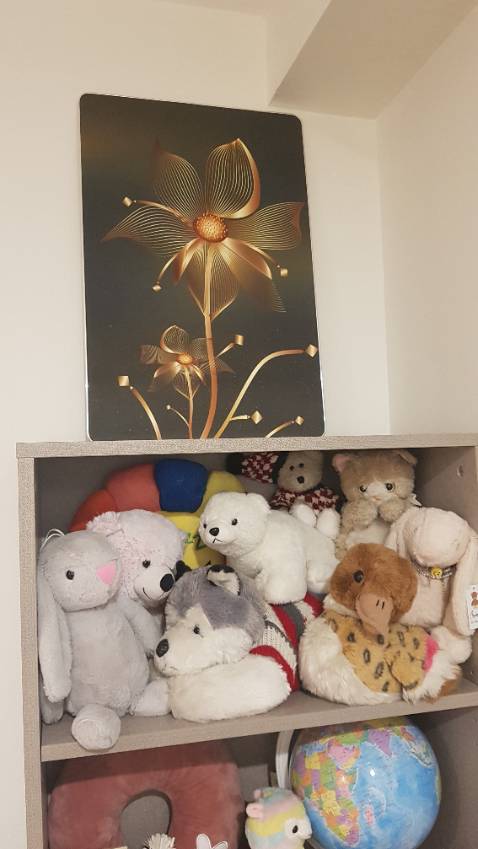 Shop giao tranh sai mẫu. Tôi vẫn nhận, vì chấp nhận tranh thay thế, mẫu mã ok. Cám ơn shop.