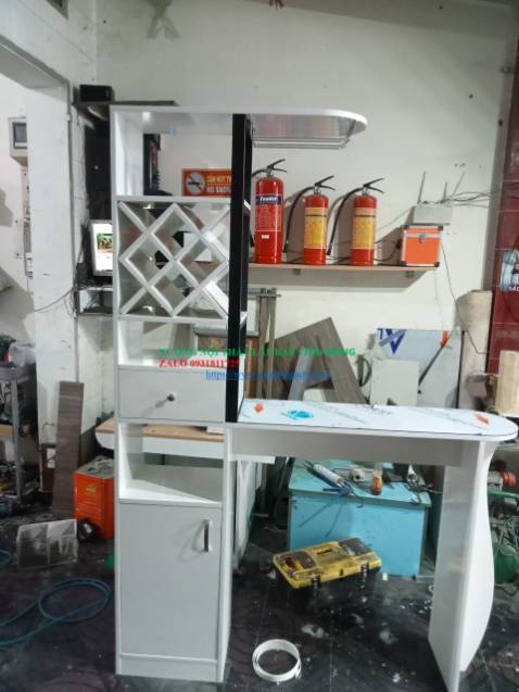 Sản phẩm chắc chắn, đẹp. Shop tư vấn tận tình.