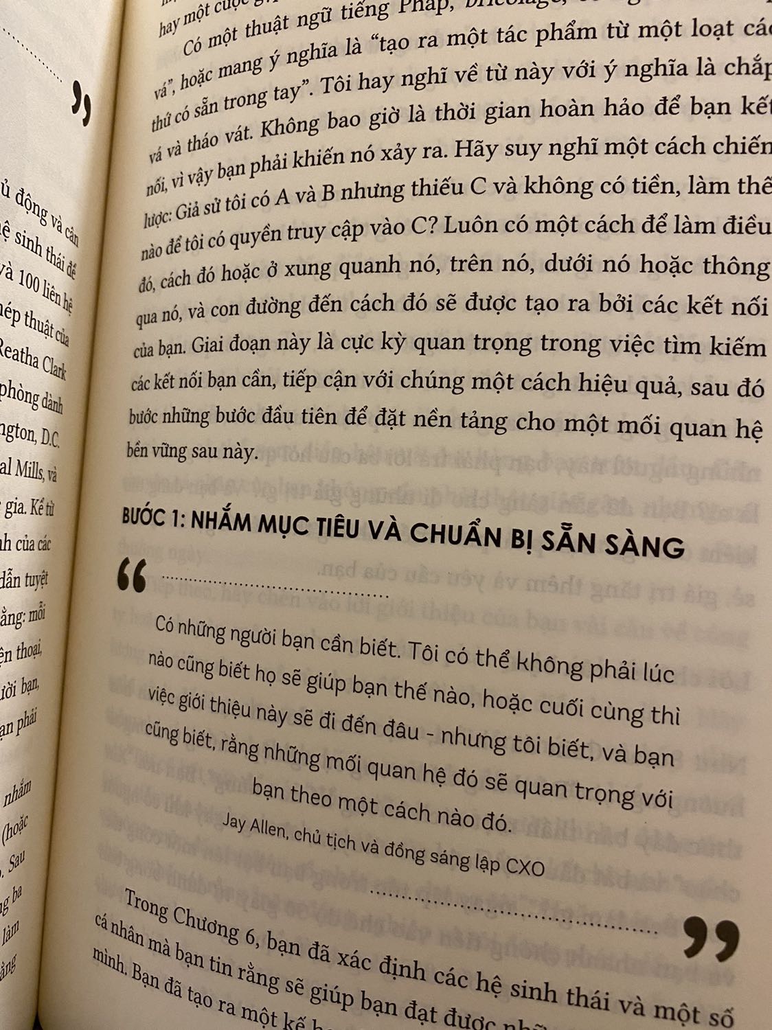Sách của nhà anh Thái Phạm luôn được bookcare cẩn thận, bìa xịn và trang giấy cực chuẩn. Về nội dung thì mình thấy sách hay và thú vị, cho mình thấy đc tầm quan trọng của việc tạo mối quan hệ trong công việc và cuộc sống. Mình nghĩ đây chính là chìa khoá để mở cánh cửa giàu có và thịnh vượng nếu có thể áp dụng hiệu quả.
Tiki giao hàng nhanh mình rất hài lòng, đặt tối hôm qua mà sáng hôm nay đã nhận được rồi.