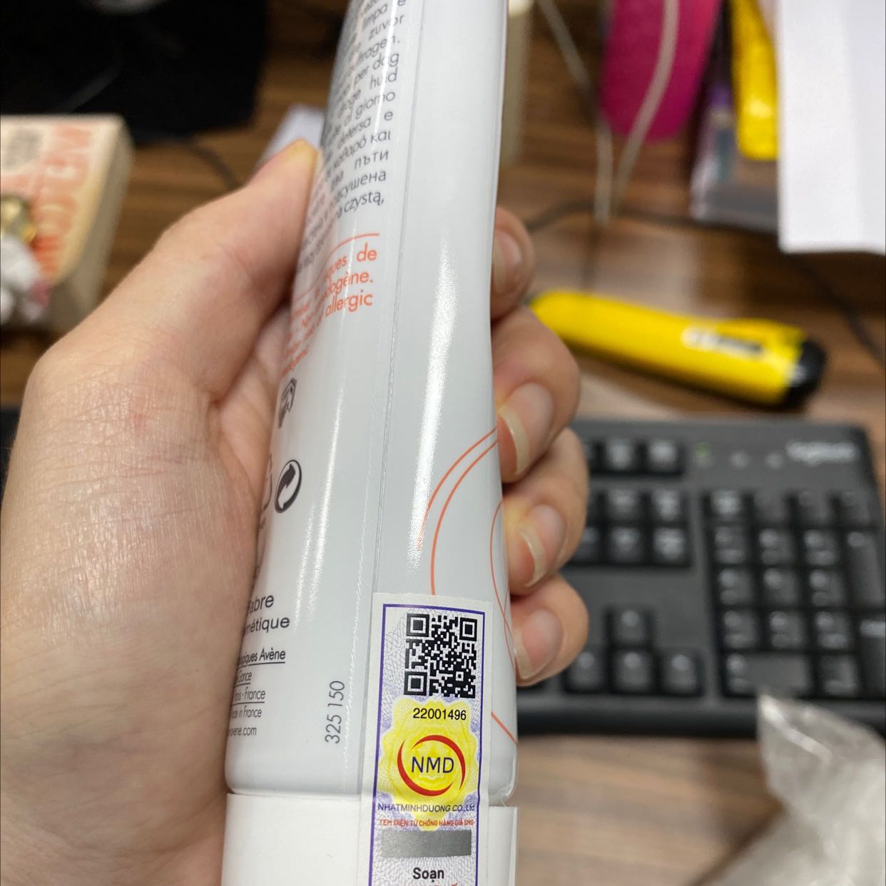 Sản phẩm có tem mác rõ ràng, shop giao hàng nhanh, shipper rất thân thiện. Sẽ ủng hộ thêm nhé!!!