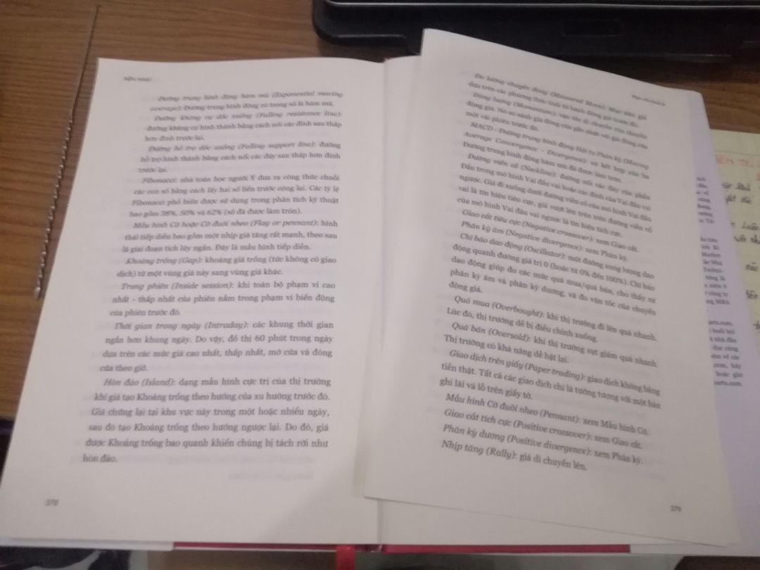 Một cuốn sách trị giá 5*** đ không thể có một chất lượng đóng tập như vậy.
Tôi được nghe review rất nhiều về cuốn sách này về cả nội dung lẫn chất lượng của nó.Cho nên khá là tâm đắc và nâng niu khi nhận được . Tuy nhiên tôi không thể chấp nhận được là nó lại dễ dàng hư hỏng đến vậy. 
Tôi yêu cầu được đổi trả cuốn sách này.