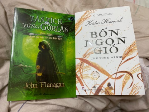 Nhận được sách mà ưng ghê lun á!!! Vừa xịn, vừa mới, có bọc sách :3 Nội dung chưa đọc nhưng nhận được hàng như vậy là quá uke rùi 🥰