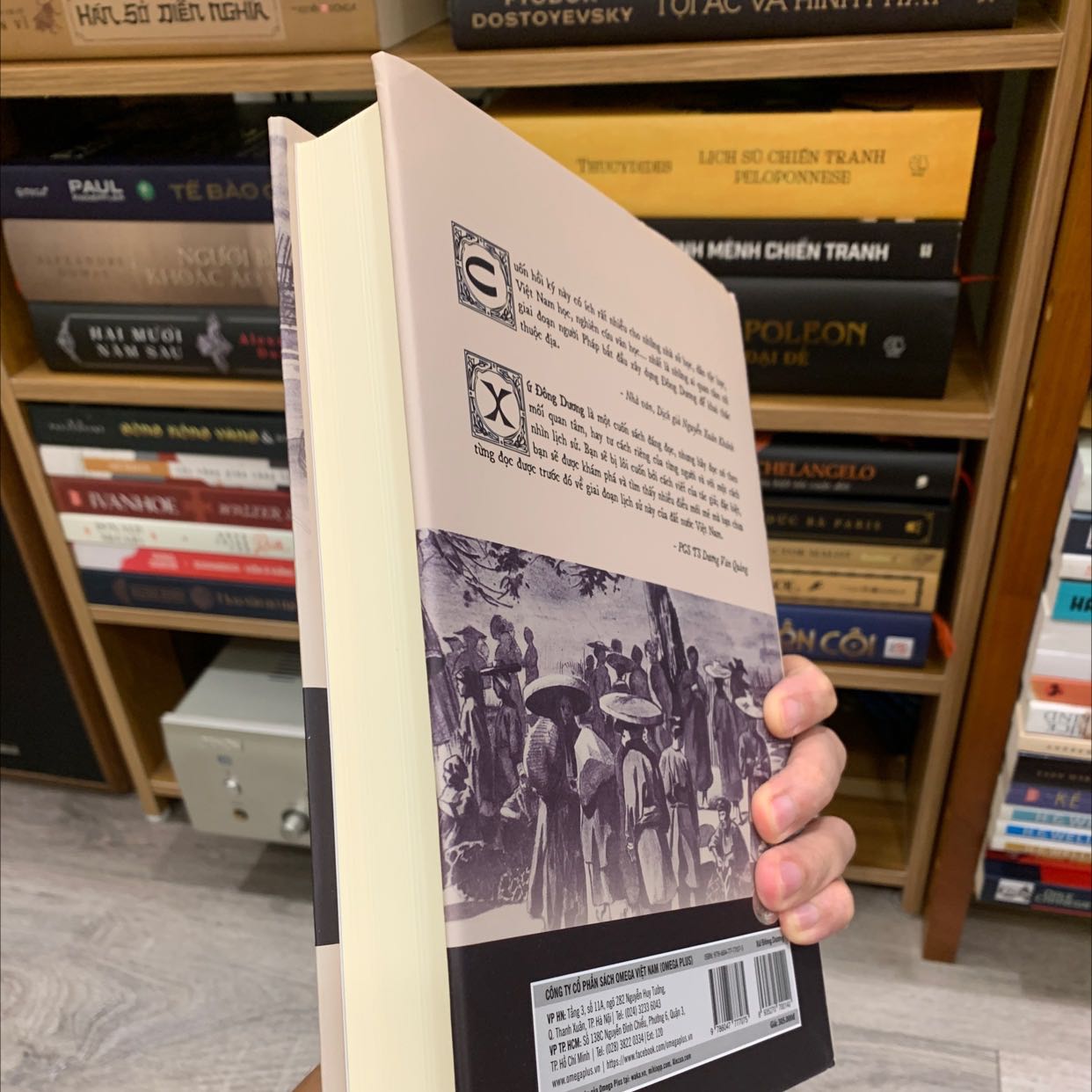 Sách bìa cứng rẩt đẹp, chữ in rõ ràng. Sách cho bạn góc nhìn từ phía nhà cầm quyền của nước Pháp đang đô hộ Việt Nam mình. Một góc nhìn mới mẻ hơn, mang tới những trãi nghiệm mới khi nhìn về Vn thời thực dân Pháp, đánh giá điểm tích cực của người Pháp đối với sự phát triển của VN.

Cám ơn tiki đã giao hàng nhanh và đẹp
