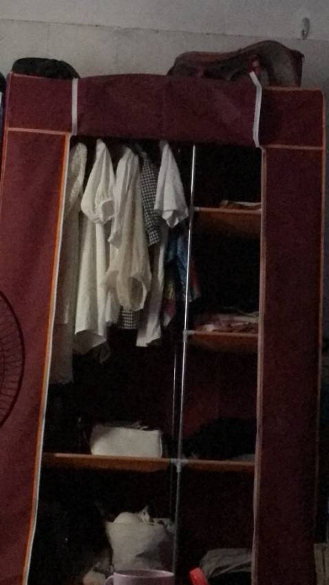 Hiiiiiii shop, tớ đã mua 3 lần tủ vải của shop, hôm nay mới đánh giá
Chất lượng SP rất rốt, vải rất dai, khung chắc chắn đựng được nhiều đồ nặng, lắp quá dễ
Giá lại rất Ok, rất ủng hộ shop, sẽ giới thiệu bạn bè tới shop
Shop xứng đáng được 5 sao, vì tủ rất chắc và đẹp, 
Cảm ơn shop và sẽ quay lại
Có điều mấy đơn thì có lúc chậm có lúc nhanh, tủ thì có đợt khóa này có đợt khóa khác, nhưng hem sao!!