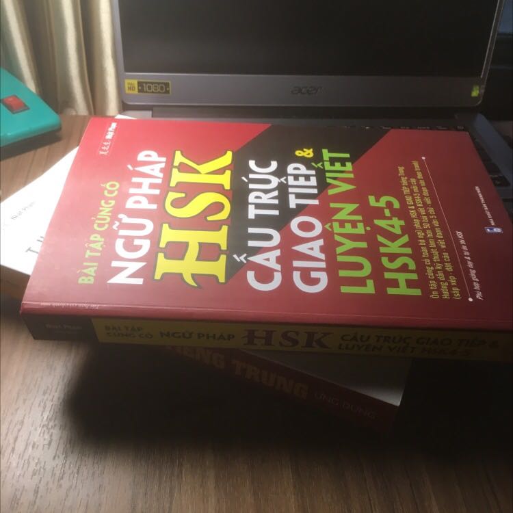 Sách rất đẹp, cầm chắc tay, đóng gói cẩn thận, có hỗ trợ nếu ko có thiết bị chạy DVD