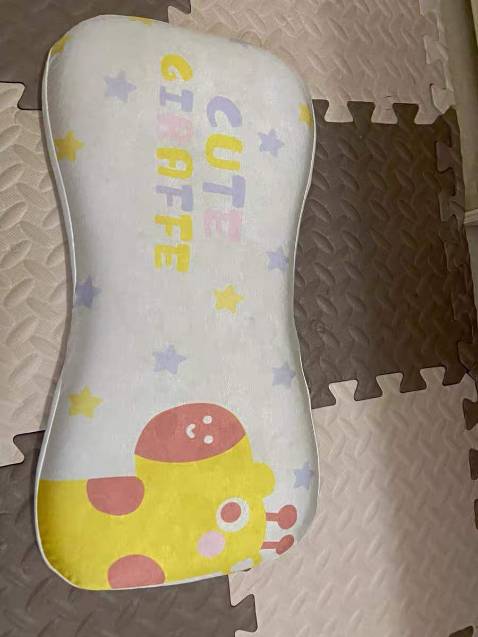 Vải mịn gối êm lắm nha đúng là chất lượng tốt.thank you shop sẽ ủng hộ Shop nữa ạ 😘😘😘