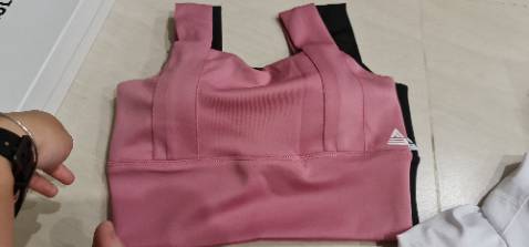 Vai ok.giao nhanh lo go nen di chuyển ra giua hay chỗ khác cho đỡ cấn tay Vai ok.giao nhanh lo go nen di chuyển ra giua hay chỗ khác cho đỡ cấn tay