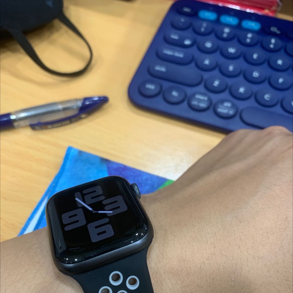 Giao hàng nhanh.
Sạc cũng nhanh