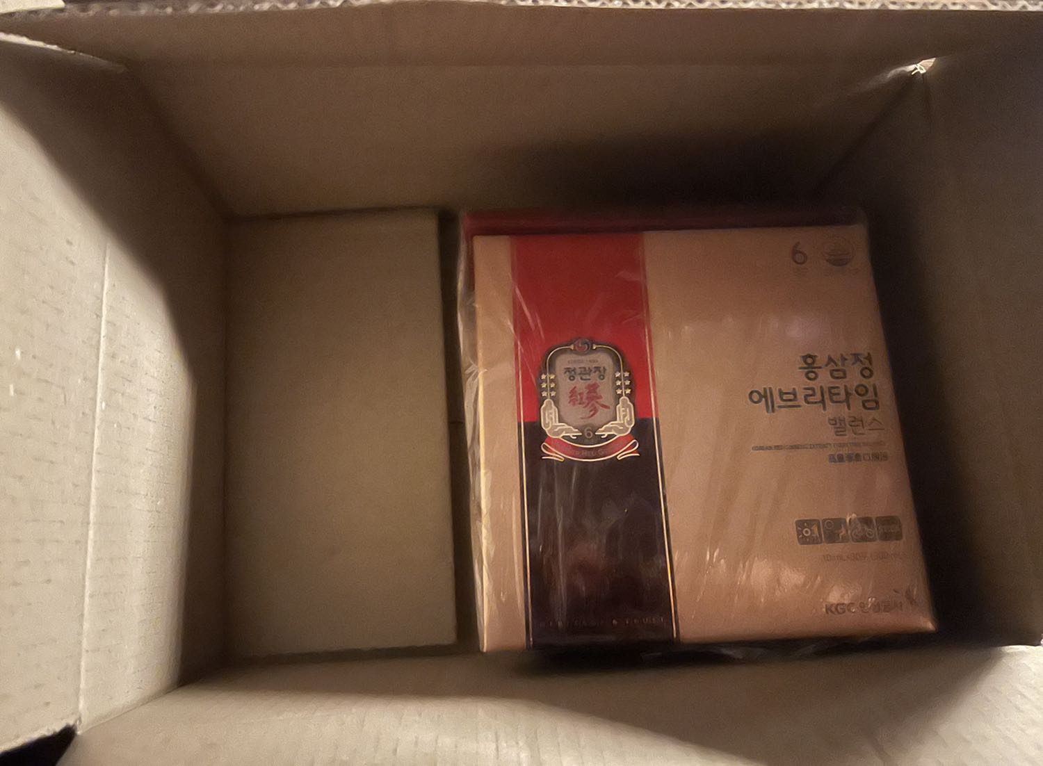 Giao hàng nhanh chóng bởi tiki now, shop ghi có tặng kèm quà mà giao không có quà Giao hàng nhanh chóng bởi tiki now, shop ghi có tặng kèm quà mà giao không có quà