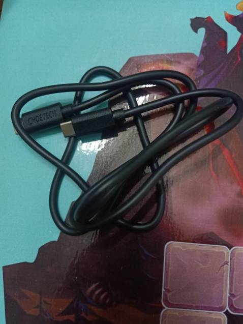 Sợi cáp rất chắc chắn, sạc nhanh mà không nóng, hàng chất lượng