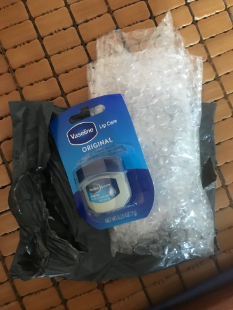 Hàng nhỏ nhưng đóng gói rất cẩn thận luôn, mùi thơm lắm nha