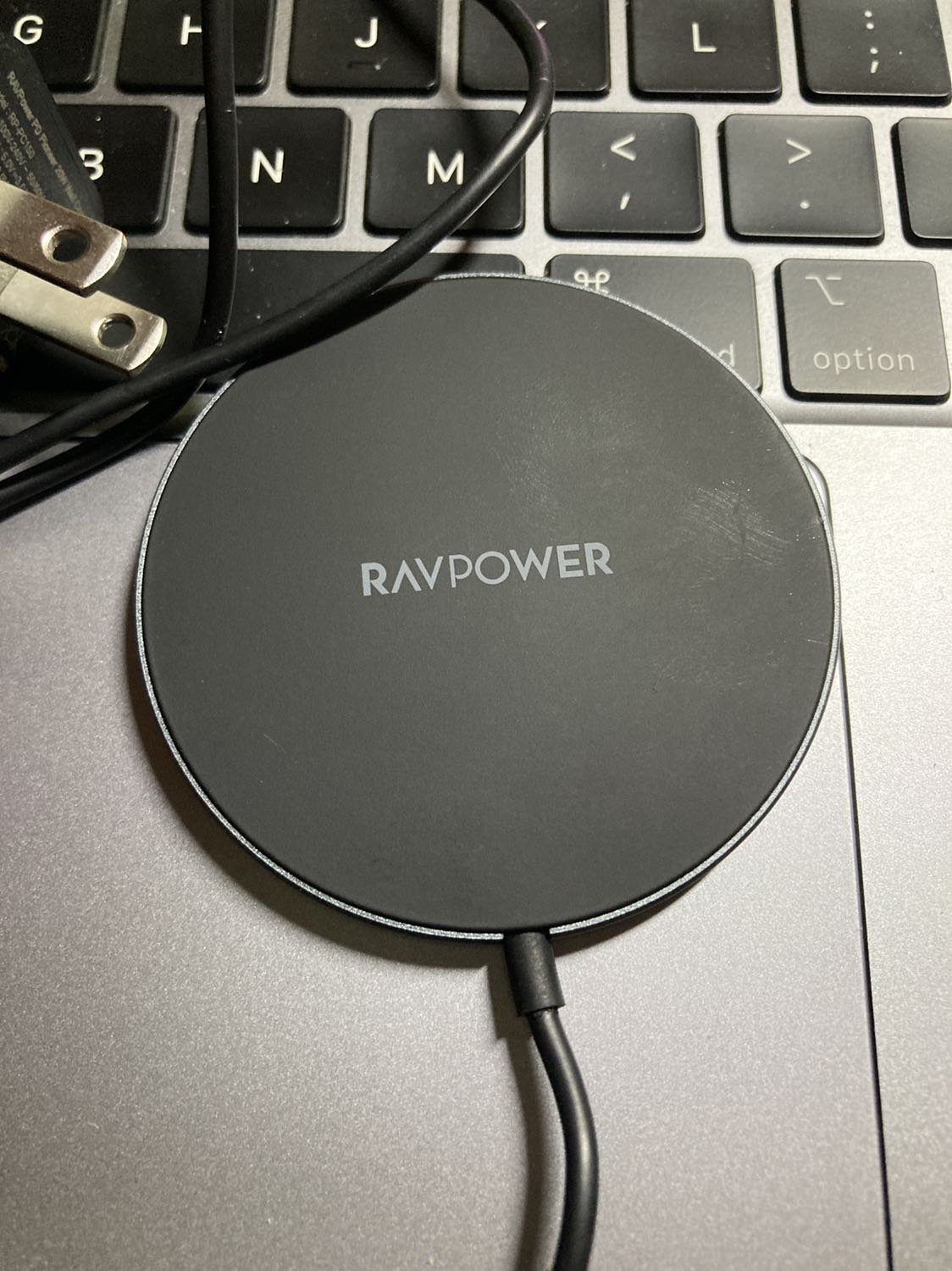 Giao hàng nhanh, đóng gói cẩn thận, sản phẩm chính hãng, chất lượng khá ok! Giao hàng nhanh, đóng gói cẩn thận, sản phẩm chính hãng, chất lượng khá ok!