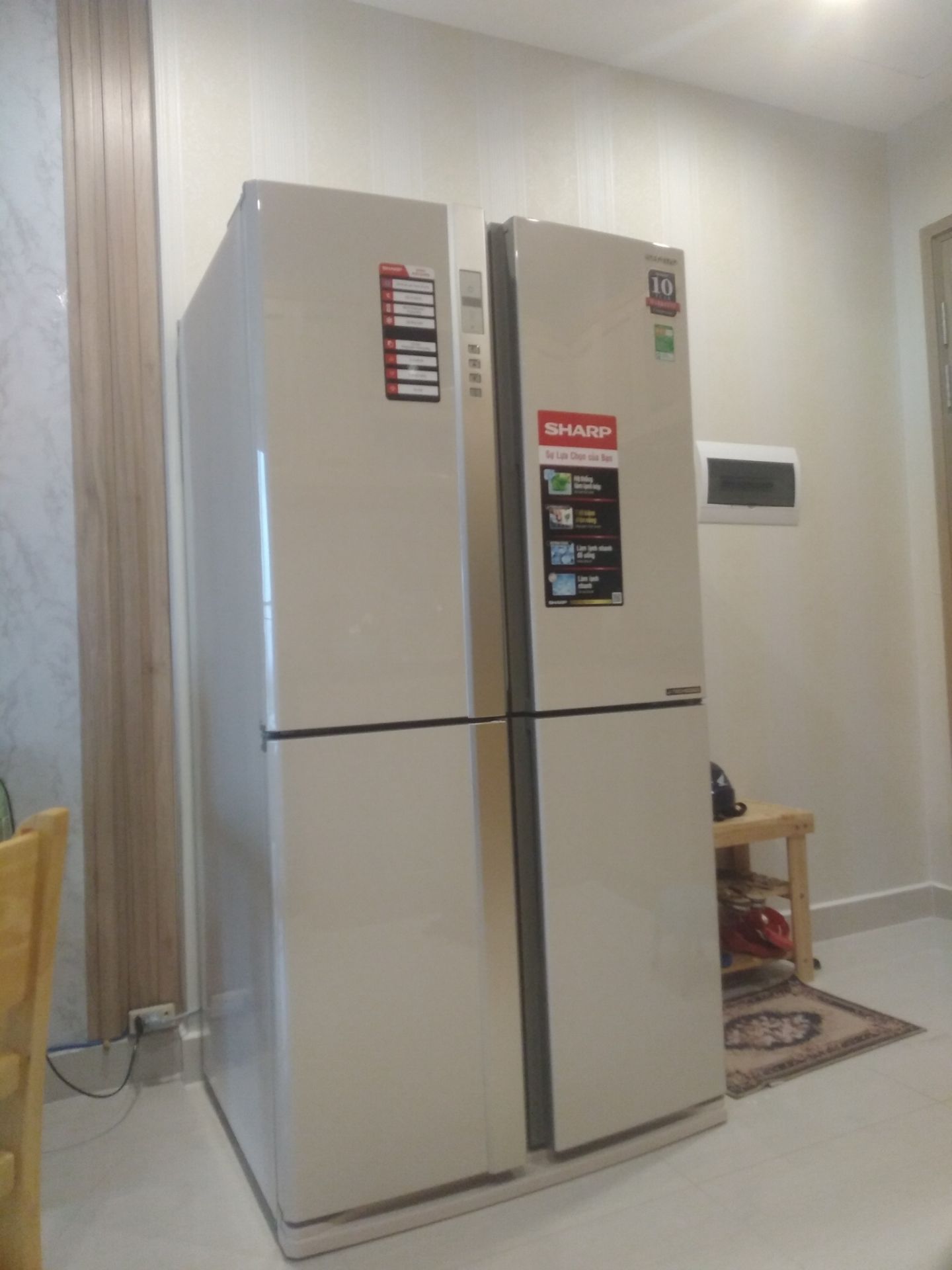 Sản phẩm đẹp về mọi mặt, giá rẻ hơn các cửa hàng điện máy lớn rất nhiều . Chất lượng còn cần thời gian để kiểm chứng , nhưng nghĩ về thương hiệu của Nhật thì mình yên tâm . Thanks tiki 5 sao . Sản phẩm đẹp về mọi mặt, giá rẻ hơn các cửa hàng điện máy lớn rất nhiều . Chất lượng còn cần thời gian để kiểm chứng , nhưng nghĩ về thương hiệu của Nhật thì mình yên tâm . Thanks tiki 5 sao .