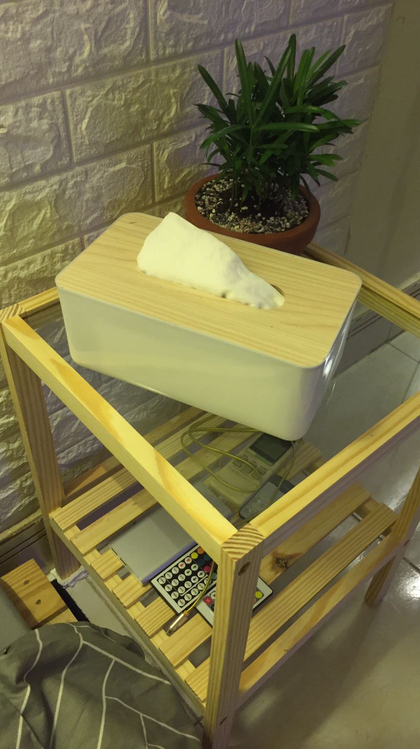 Đẹp, giá mà lớp nhựa dày hơn xíu nữa là perfect.