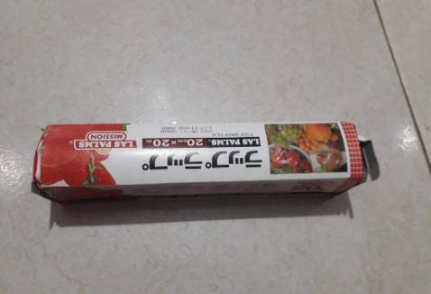 Giao hàng nhanh, nhân viên giap hàng nhiệt tình nhưng chất lượng sản phẩm tệ quá. Hộp bị móp méo rách nát hết cả. Mua 2 hộp phải bỏ đi 1 hộp, dùng được có 1 hộp à.