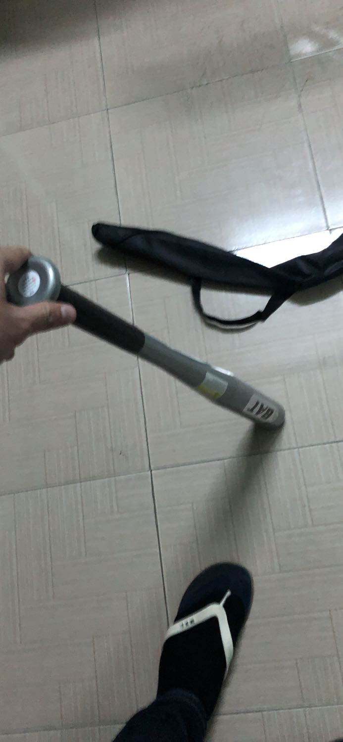 Hàng đẹp, cầm rất đầm, chắc tay. Này mà đập trộm thì phải gọi là bôm bốp. Với lại tờ giấy của shop nhắn dễ thương quá phải vào feedback ngay Hàng đẹp, cầm rất đầm, chắc tay. Này mà đập trộm thì phải gọi là bôm bốp. Với lại tờ giấy của shop nhắn dễ thương quá phải vào feedback ngay