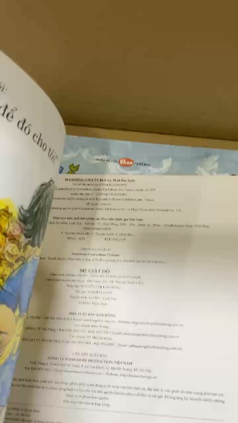 màu sắc đẹp, hình vẽ nét chì thân thiện với mắt của con. mình thích sách kiểu đơn giản thế này. Tvia con cũng thích những cuốn sách ehon này