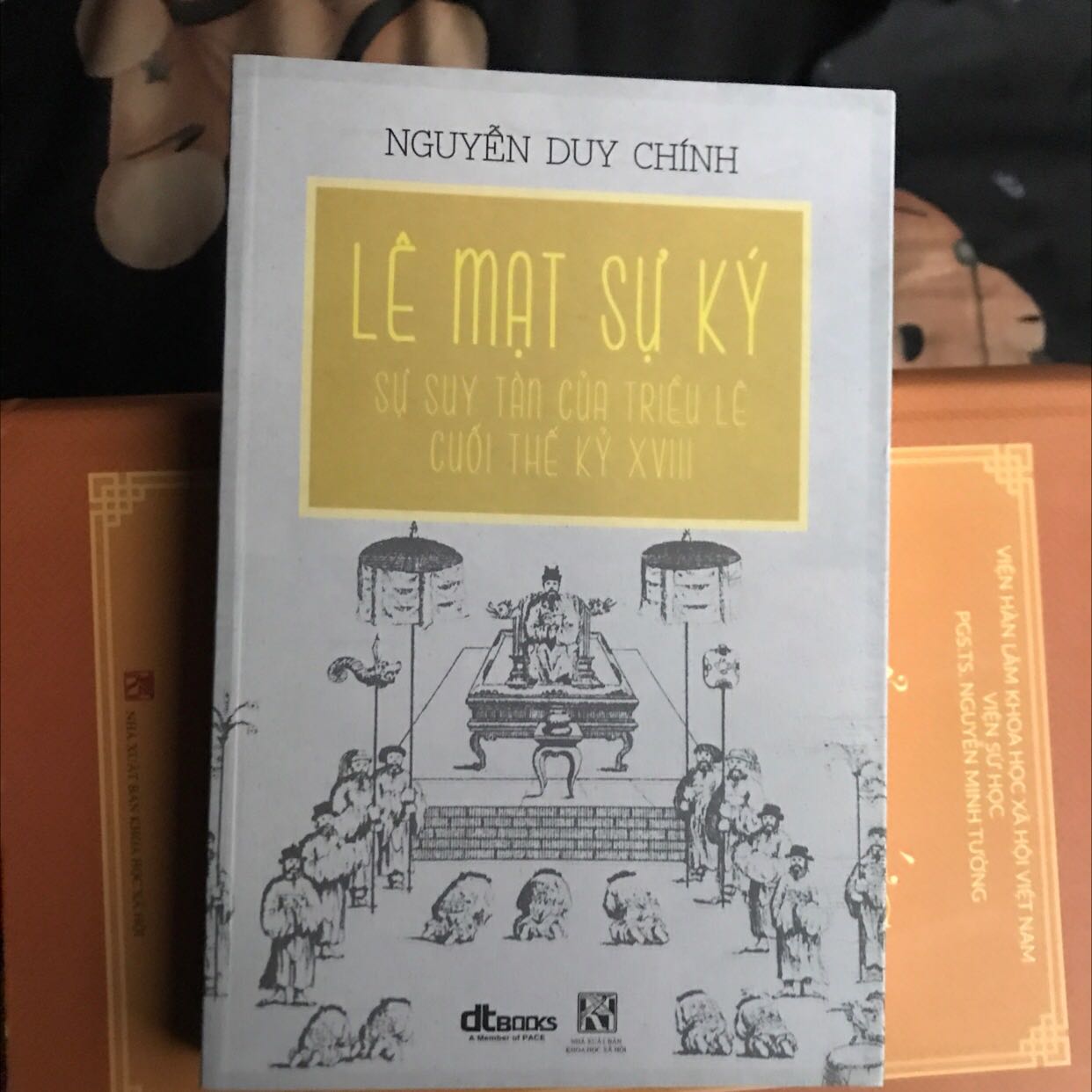 Sách đẹp dang dong tien