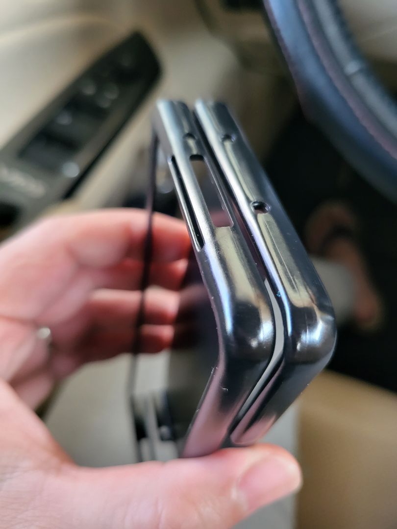 *** đảo, treo đầu dê bán thịt ***. Làm ăn kiểu này khó mà thành công nghe shop