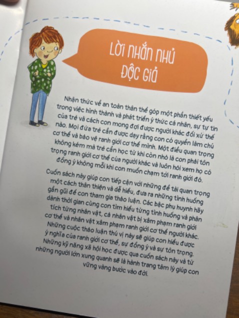 Sách đẹp. Câu chuyện nhẹ nhàng, con có thể hiểu dễ dàng, có kèm theo các ví dụ xử lý tình huống 👌