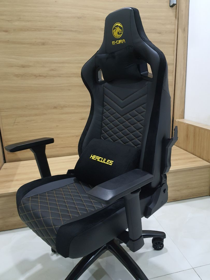 Miếng chắn bị bể, không ảnh hưởng tới kết cấu ghế nhưng hàng nhận mới thì không trọn vẹn cho lắm. Miếng chắn bị bể, không ảnh hưởng tới kết cấu ghế nhưng hàng nhận mới thì không trọn vẹn cho lắm.