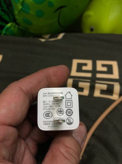 Củ sạc nhỏ gọn đẹp chất lượng tốt, sạc nhanh và không nóng. Giá cả rẻ mọi người nên mua