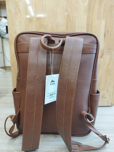 Balo đẹp lắm ạ . Rất rộng rãi thoải mái nha . Chất da rất đẹp .... Thank shop nhịu ạ ..