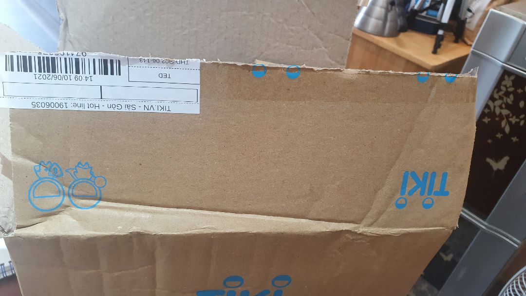 uống quen gu cafe bên này lâu nay, hôm nay thấy combo tặng phin mua về xinh không tưởng. 1000 like, để gthieu bạn bè mua sớm chứ hết km