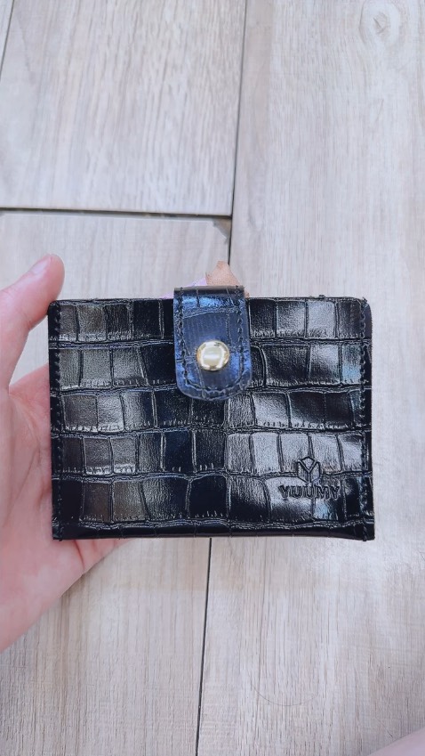 Nhìn vậy hoy chứ ngoài đời sang lắm á nha mấy bạn, thực là luu xuu rỳ để vừa thẻ atm với tiền lun á