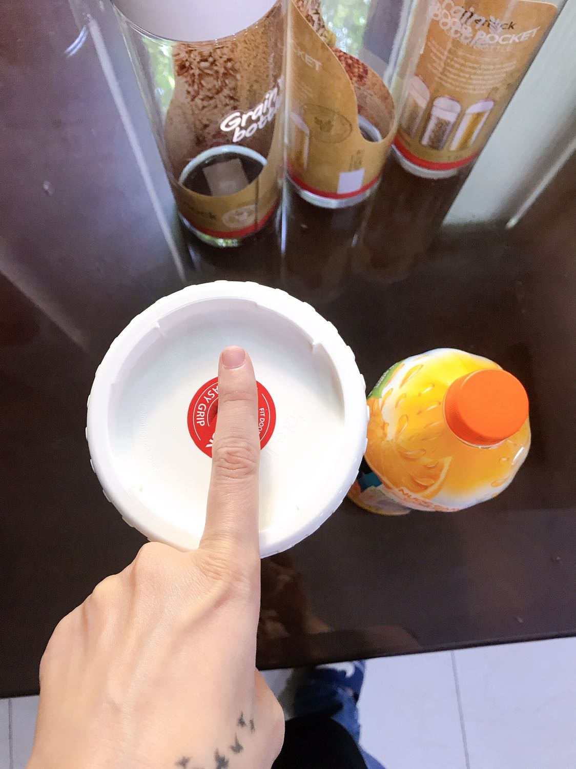 Giao nhanh. Gói kỹ. Kích cỡ to hơn mình nghĩ, xem hình tưởng cao mà ốm thôi, ai dè "mập" vậy :))