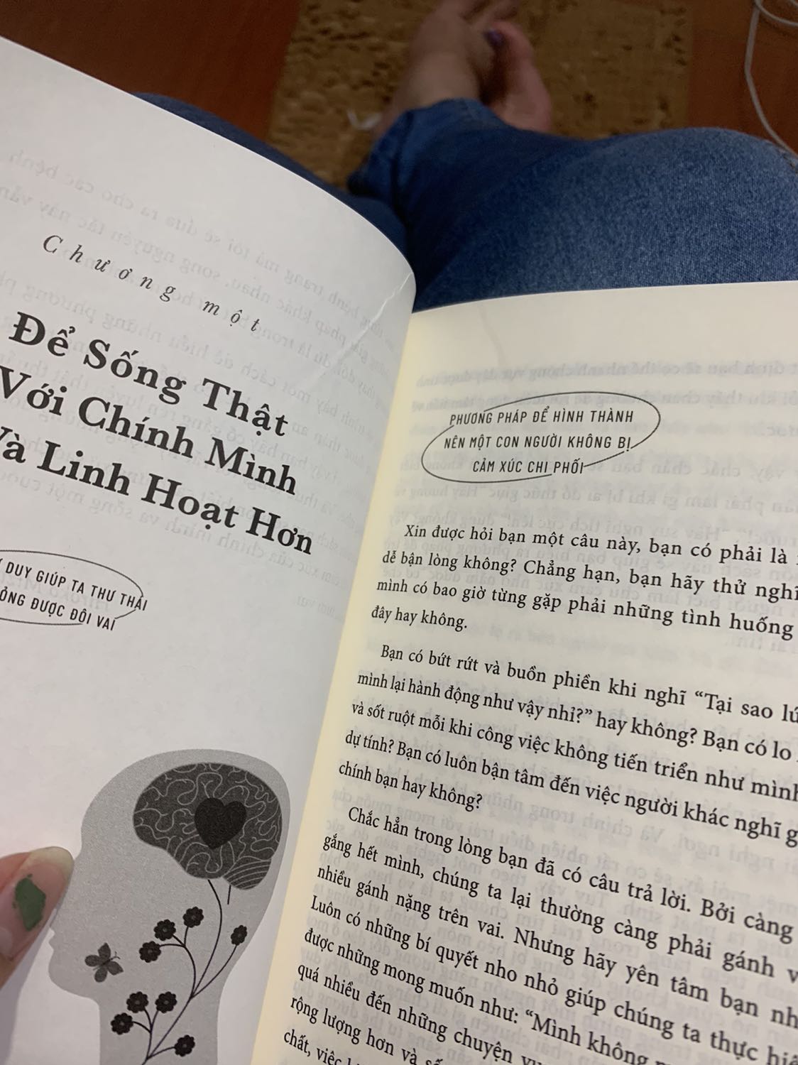 Sách mỏng - nội dung phù hợp với genz nhiều nè. Ai mà hay nhạy cảm với mọi vấn đề mọi ng hay nói về mình cảm thấy cô đơn lạc lõng k gắn kết đc với mọi ng thì nên đọc qua quyển này rất healing nghen 
Trừ 1 sao Tiki giao sách bị lỗi