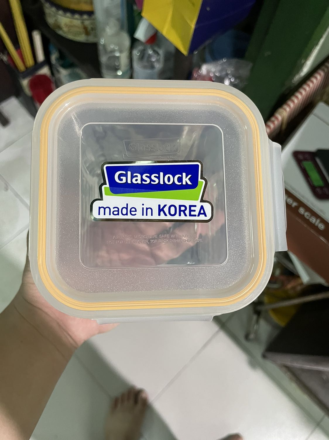 Hình thức đẹp - không bị nứt gì cả. 
Hủ hơi nhỏ so với mình tưởng tượng - trọng lượng hủ khá nặng