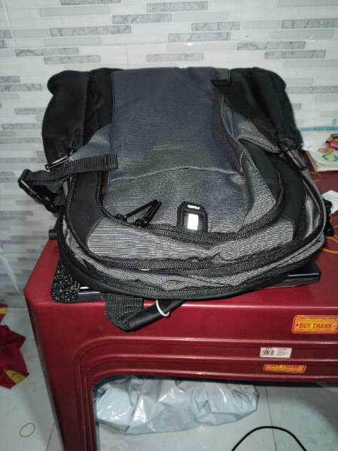 Kích thước không giống quảng cáo. Shop do nơi rộng nhất bỏ ko vừa máy tính xách tay. Buồn