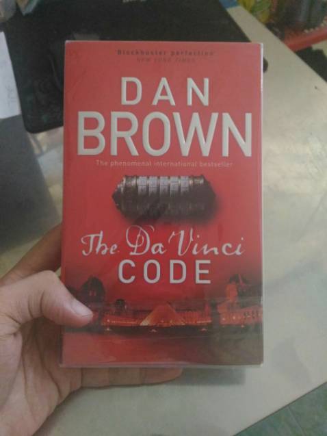 Sách còn mới nằm trong bao kiến, chất lượng tuyệt vời. Mình mua lúc sale 61%. Cảm nhận của mình là xứng đáng với giá tiền, nội dung thì không cần bàn cãi nữa rồi. Mình mua được ship từ tiki SG, k biết các bạn khác mua được giao từ đầu thấy phản hồi chất lượng k tốt.