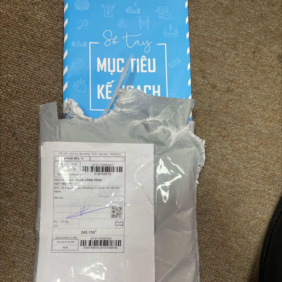 Gửi sai sách. Để nghị Tiki liên hệ tôi để xử lý gấp.