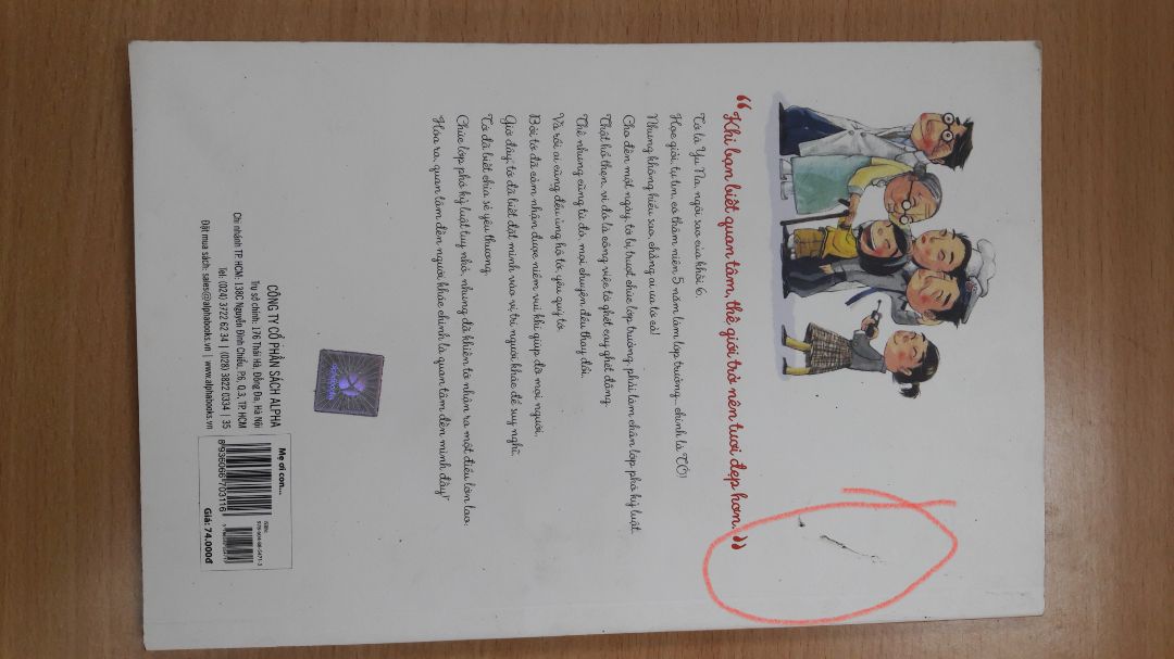 mình đặt quyển Ai cập Cổ đại cùng 2 quyển nhỏ nữa (không biết có phải cùng chỗ giao sách không), nhưng rất thất vọng về sách giao cho mình. Quyển Ai cập cổ đại bị lỗi, 2 tờ giữa rơi ngay ra ngoài, sách xộc xệch. 2 quyển còn lại thì như sách cũ, đen, quăn và bị nươca ố cả bìa