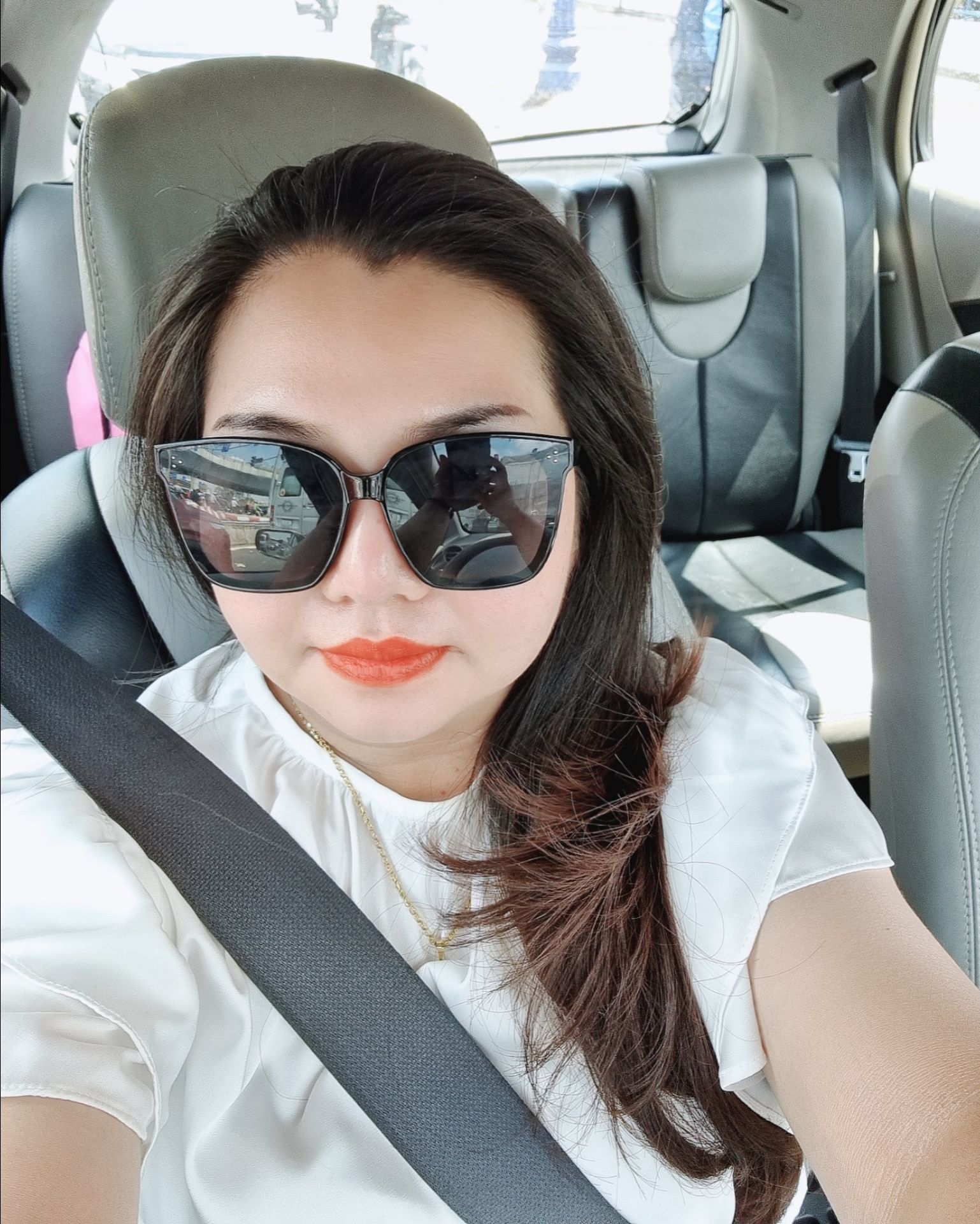 son màu đẹp đúng như hình shop giới thiệu tư vấn nhiệt tình