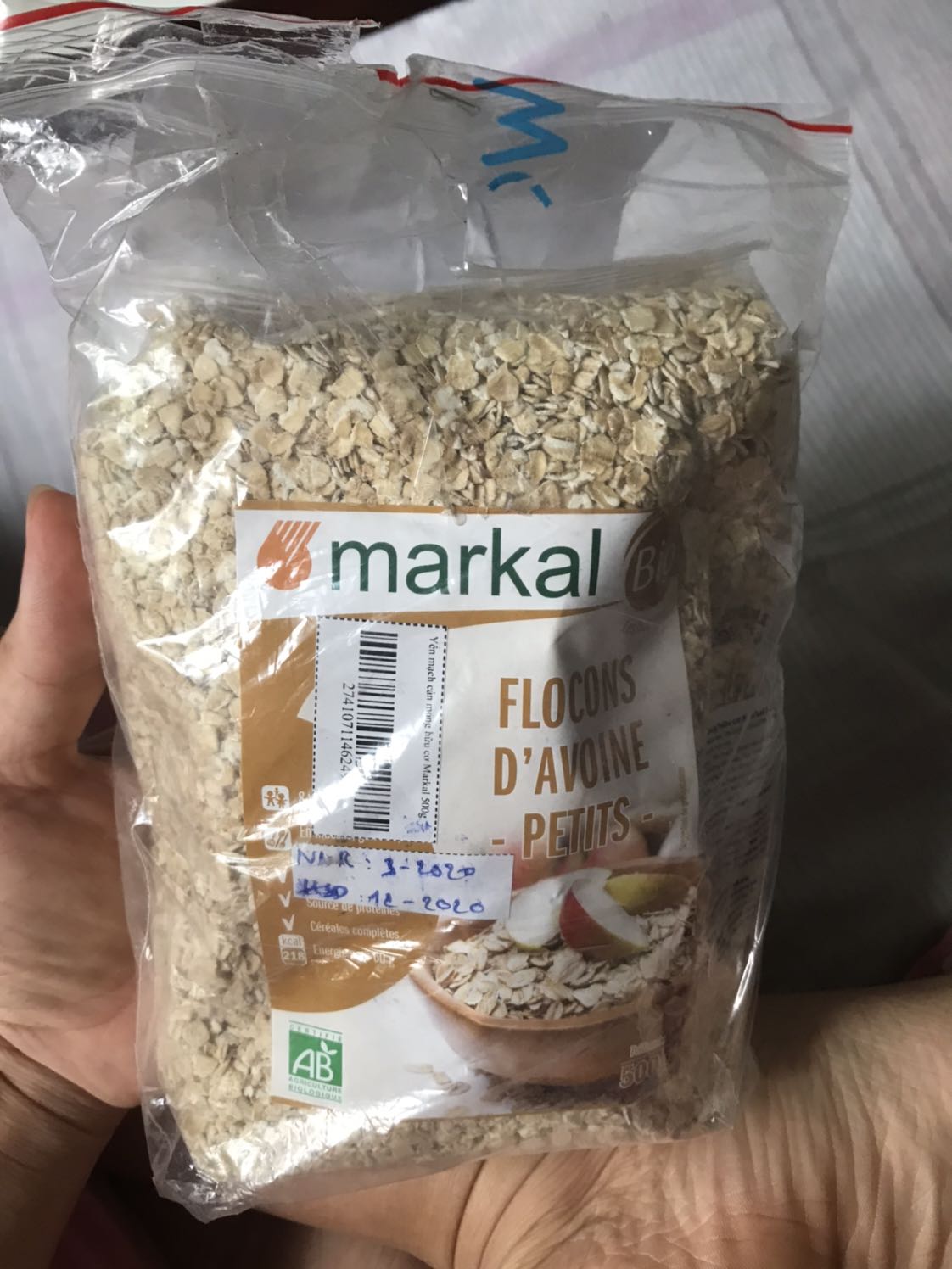 có ai chấp nhận dc sp như này ko???tôi mua hàng ở tiki rất nhiều nhưng chưa thấy sp nào ghi hsd kiểu kia cả,tôi muốn trả hàng