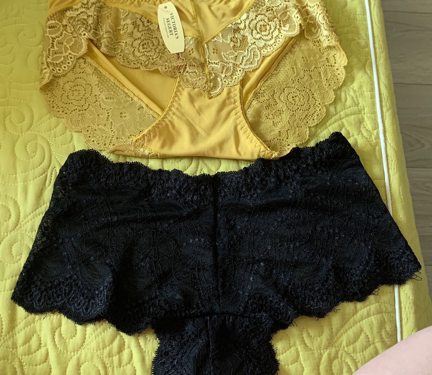 Giao hàng không đúng mẩu 
Mẩu gui k dung