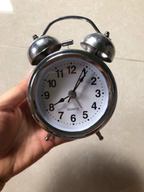 Đồng hồ đánh chuông nhìn xinh xinh dễ thương, chạy tốt