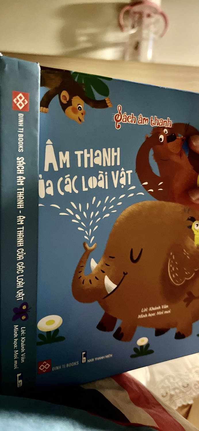 Bé nhà mình rất thích. Sách tiki thì khá chuẩn, tốc độ giao hàng cực nhanh. Ủng hộ