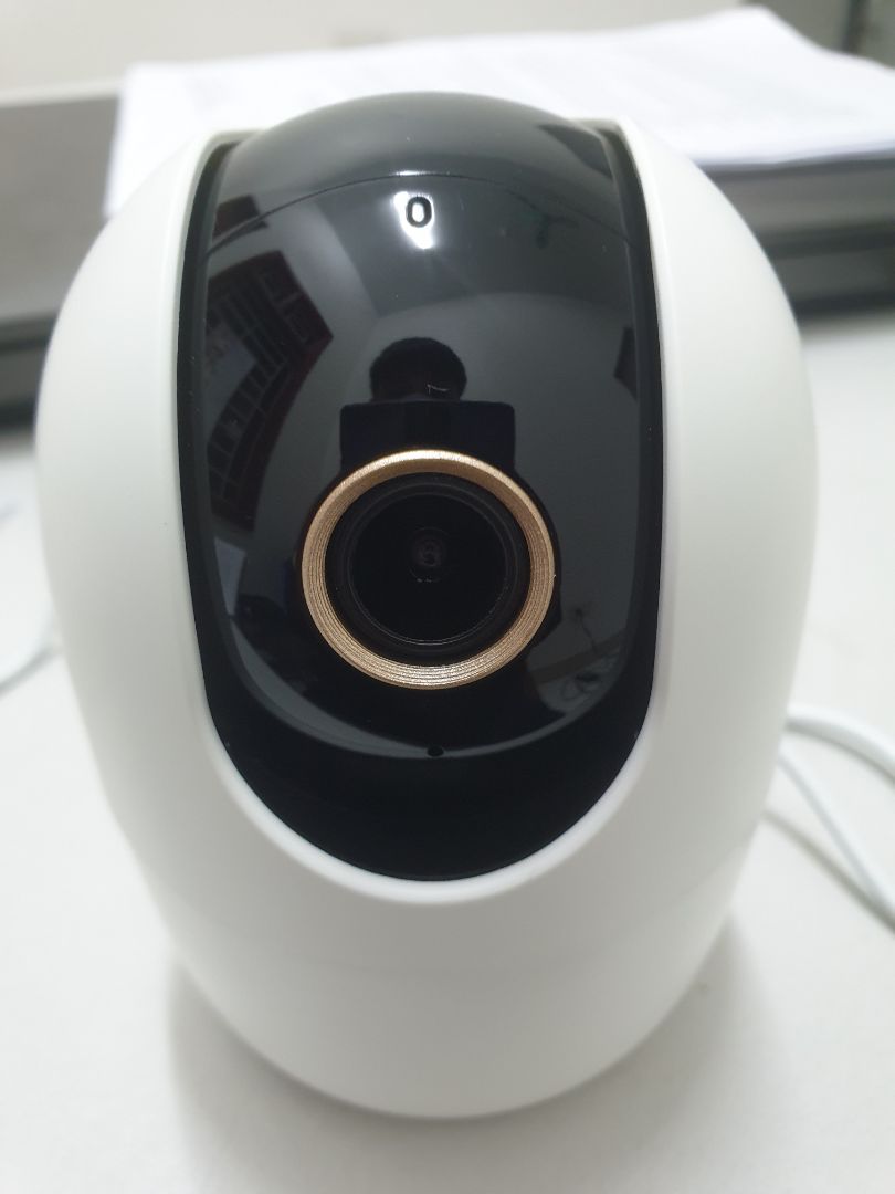 shop chu đáo trong việc trao đổi với kh, sản phẩm mua về dù nguyên seal nhưng có trầy nhẹ ở phần tem dán, bước đầu hoạt động ổn định, cần thời gian để kiểm chứng khả năng hoạt động lâu dài, chất lượng hình ảnh ở mức chấp nhận được, motor xay khá êm