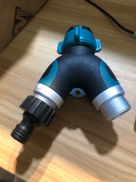 Sản phẩm chắc chắn, màu sơn đẹp. Có quà tặng đi kèm