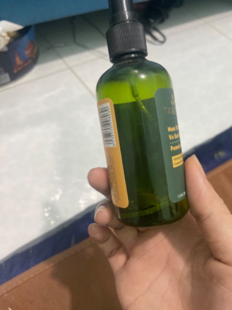 1 chai là nó ra hết chổ bò liếm á.. tui sanh 2 đứa xong rụng sạch..lúc mua chưa biết hiệu quả nên k chụp..hàng rất ok nên mua giá lại rẻ..h tóc con ra quá trời