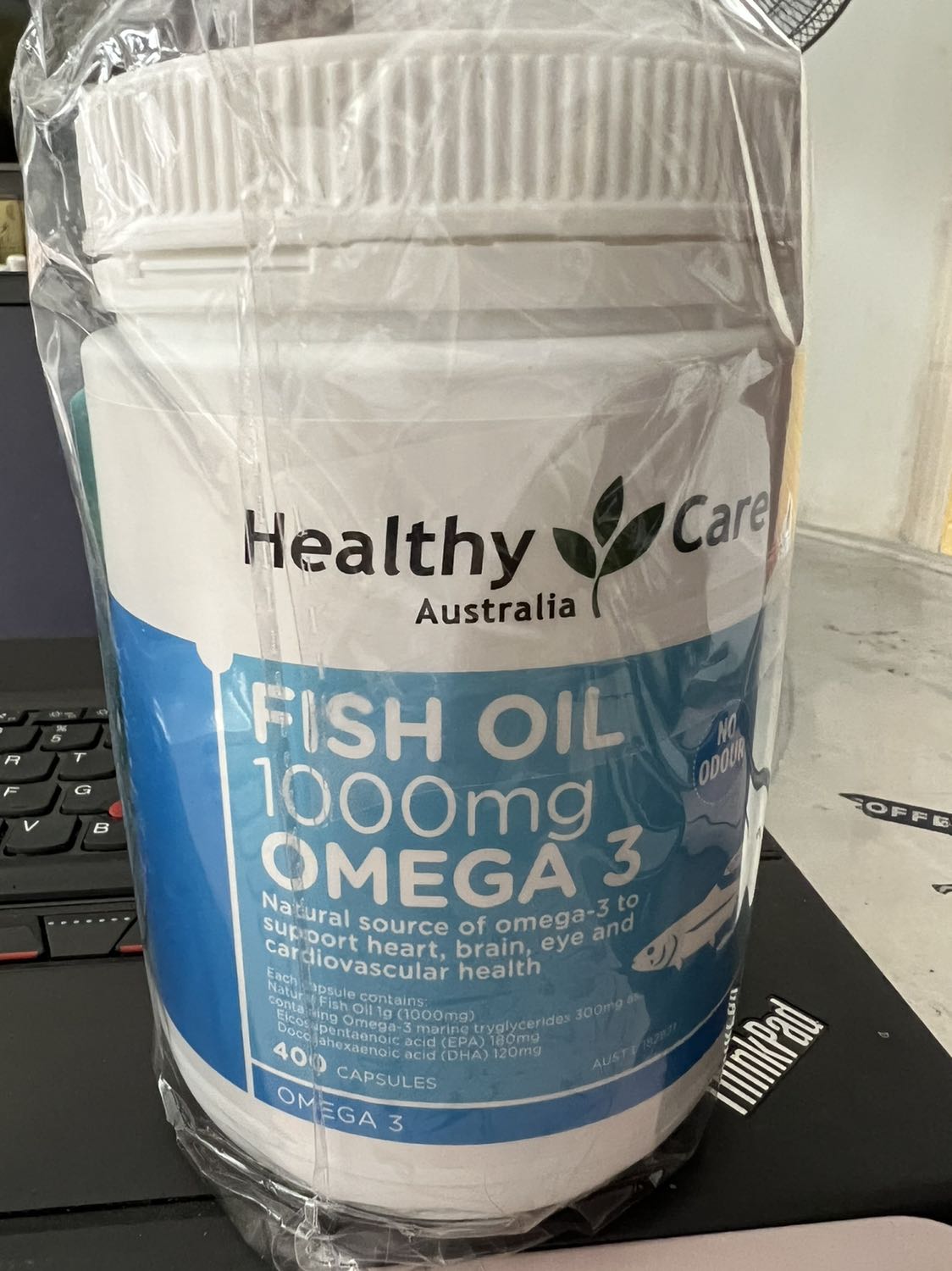 Đóng gói cẩn thận, có tem chống hàng giả. rất thích Tiki giao 2h đặt tối hôm qua sáng nay chưa ngủ dậy đã đến.
Dầu cá này no odour nên uống ko bị mùi. 
Thanks shop và Tiki Đóng gói cẩn thận, có tem chống hàng giả. rất thích Tiki giao 2h đặt tối hôm qua sáng nay chưa ngủ dậy đã đến.
Dầu cá này no odour nên uống ko bị mùi. 
Thanks shop và Tiki