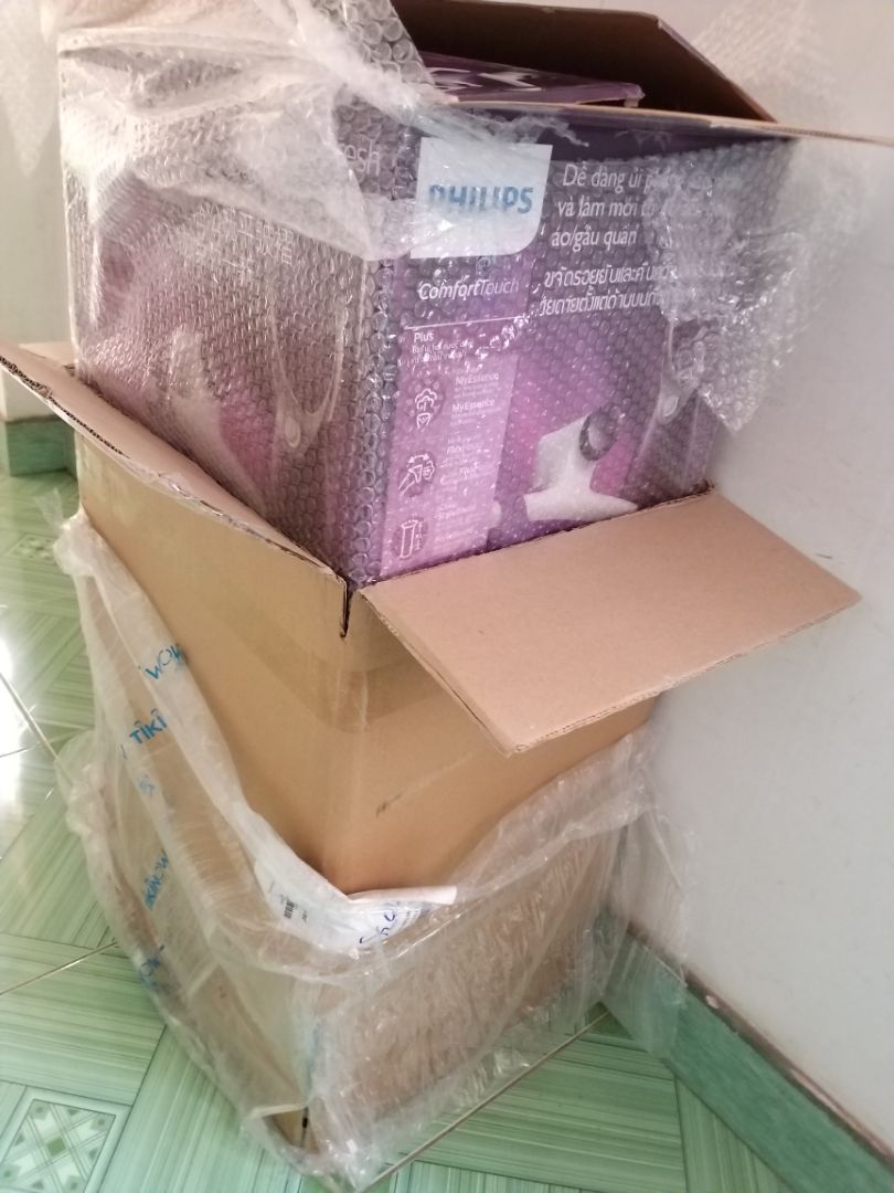 Tg giao hoi lau, nhung dung han. Da sd nhung cam thay ko hai long vi khong nhu quang cao. De muc cao nhat nhung ko ui dc vai day, rat kho ui 2 ben hong, mieng lot ko du dai de ui nua phan duoi vay. Day la dac diem cua dong may nay.
Ve nha cung cap: dong goi ky, hang ko bi tray xuot, day du *** bo phan.